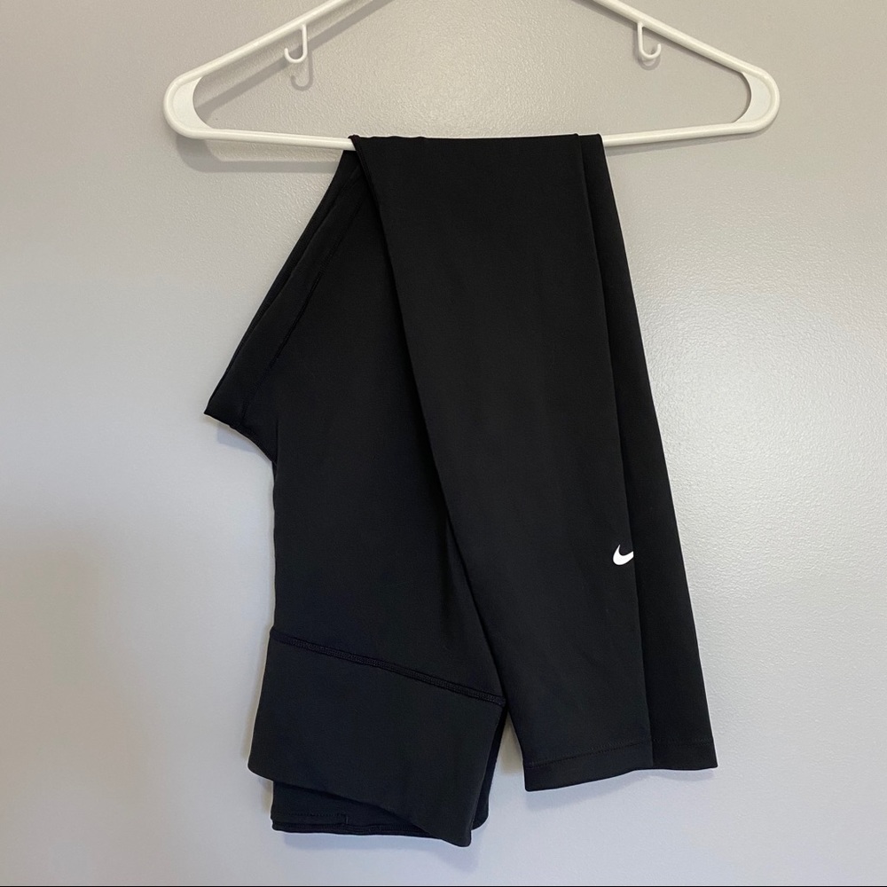 Nike Dri-Fit workout leggings